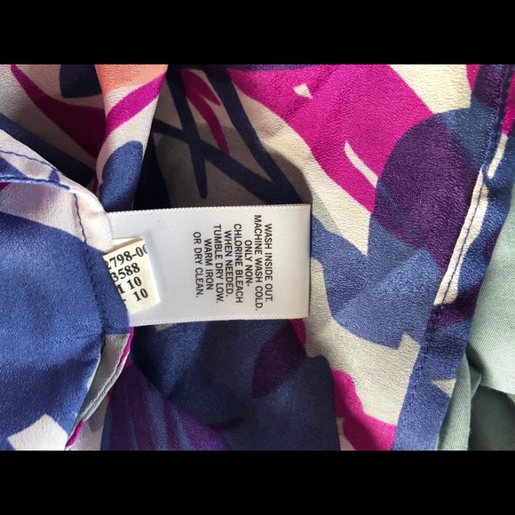 Top from Banana Republic - Picture 6 of 6